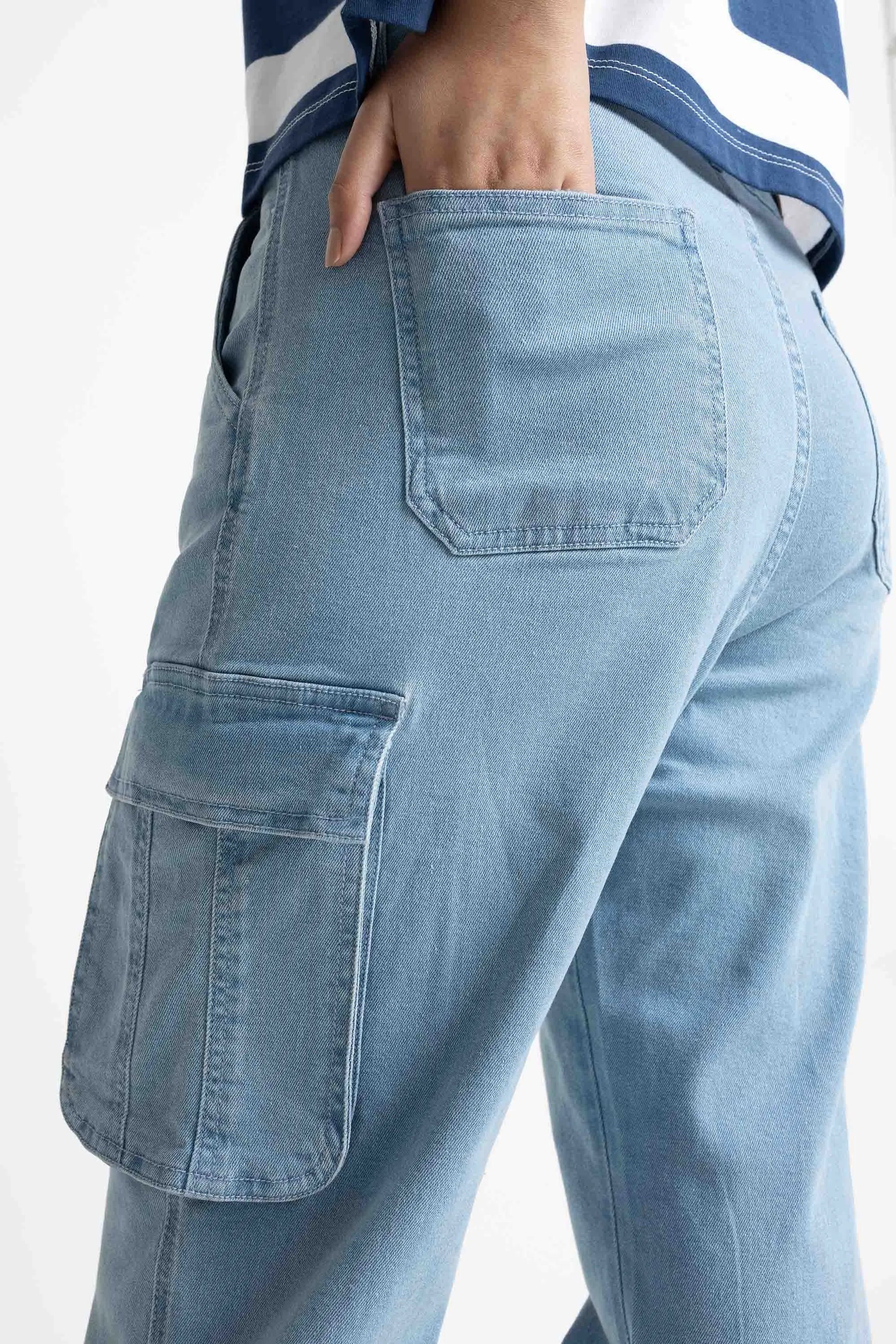 Cargo Jeans