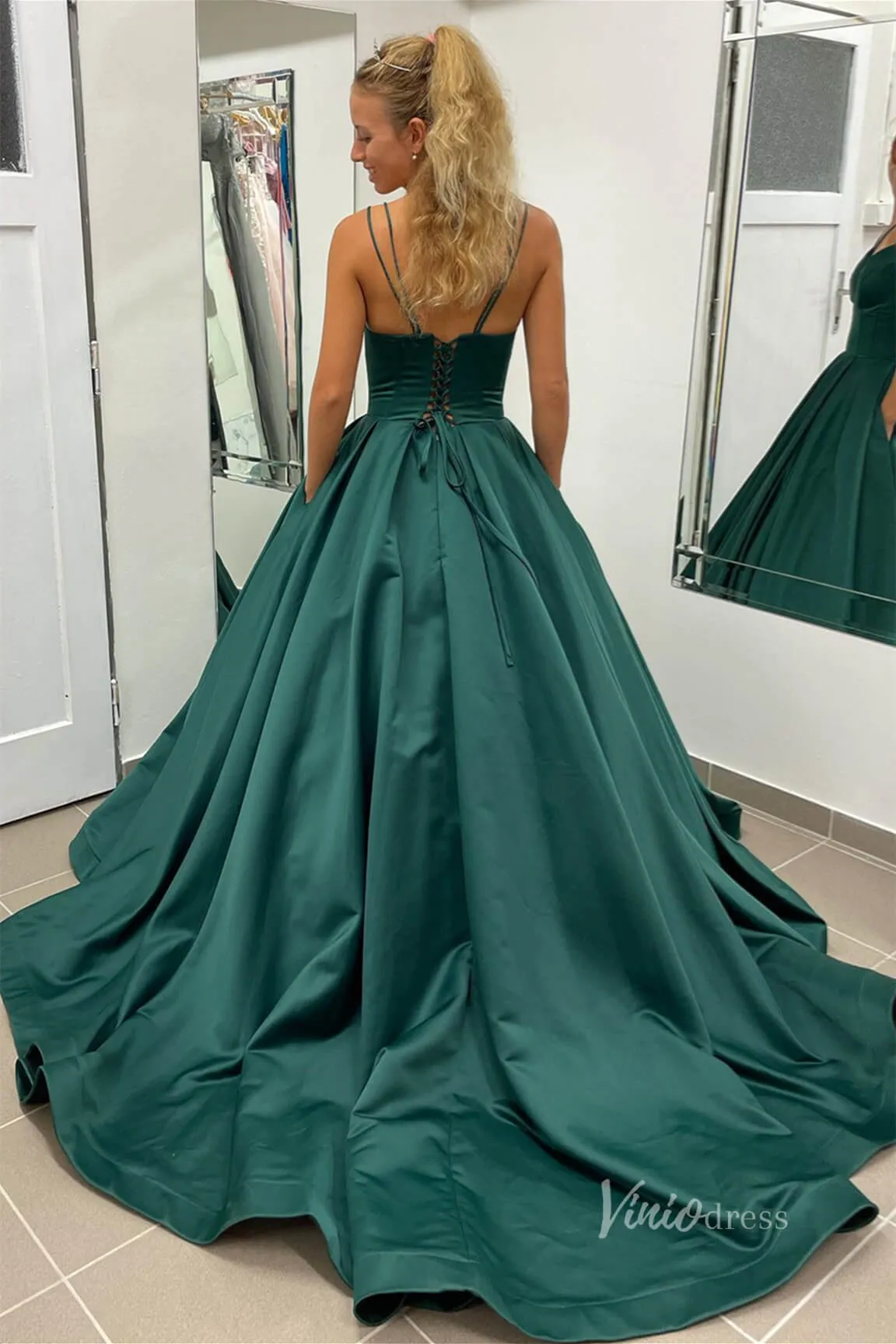Green Satin Prom Dresses Spaghetti Strap Corset Back FD3992