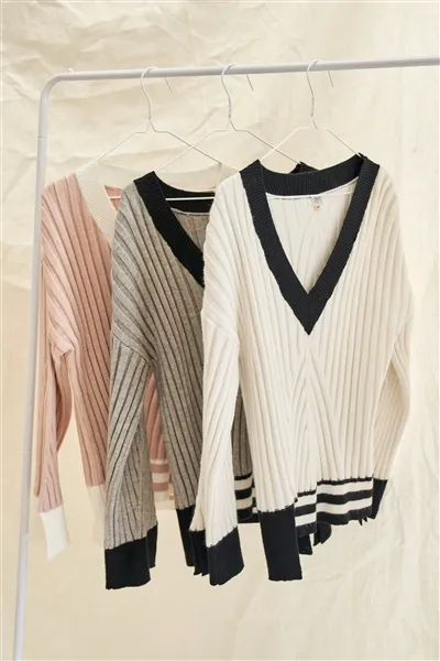 Snow White Thick Plush Knit Black Block Stripped Sweaters