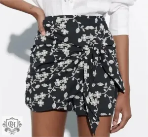 Sweet Floral Asymmetric Skirt