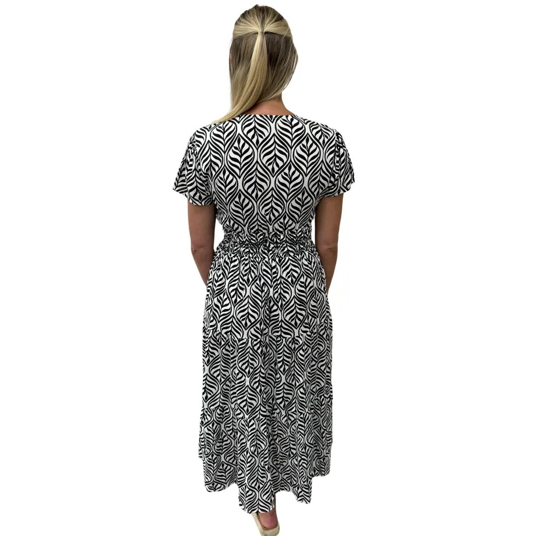 The Sydney Cinch Waist Dress in Classic Black and White